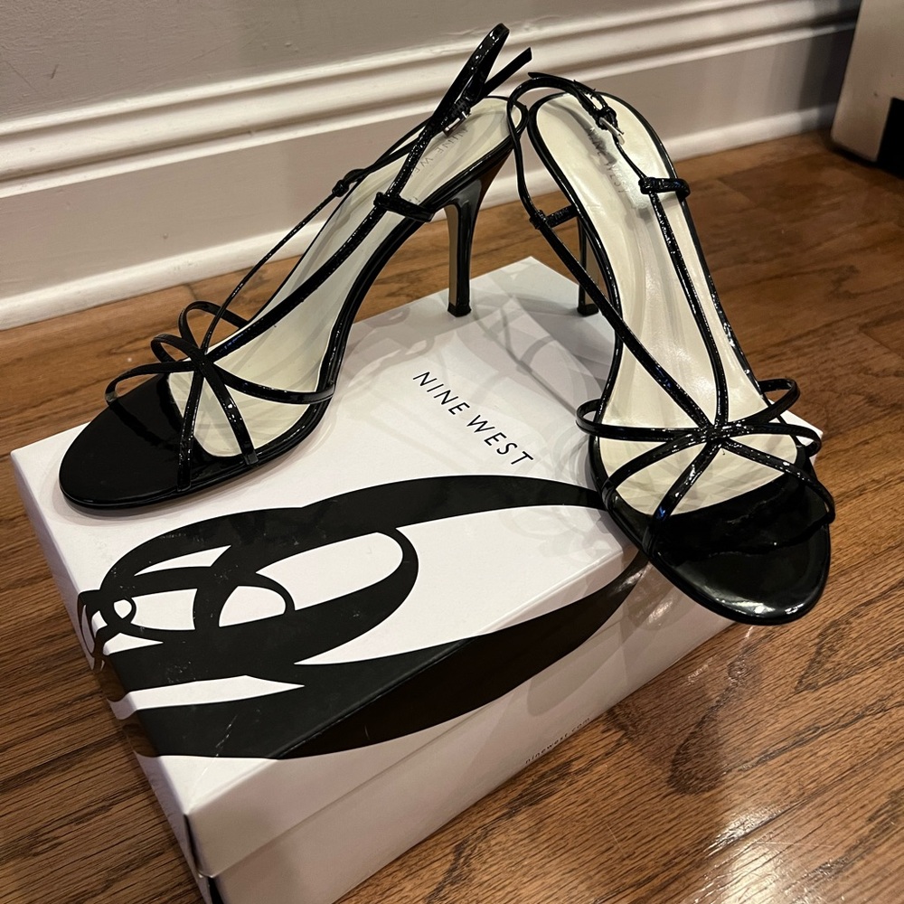 Nine West black patent leather strappy heel